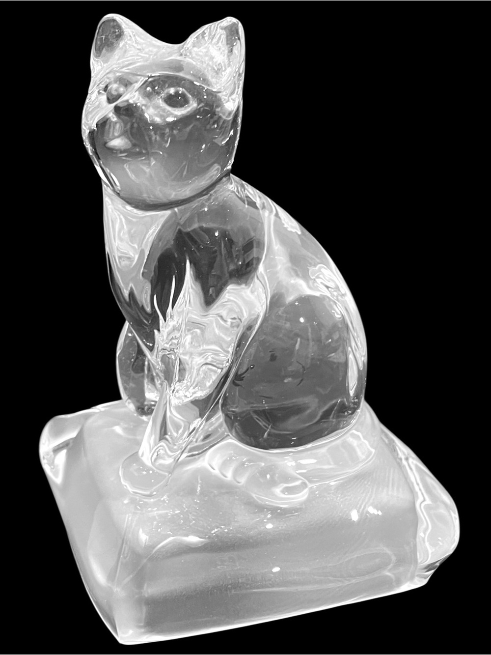 Vintage 1990s Crystal D'Arques France Crystal Clear Glass Cat on Frosted Pillow